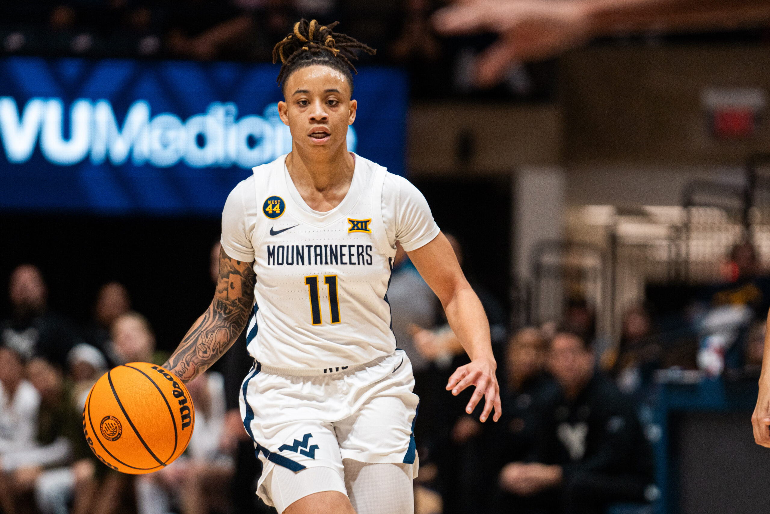 J.J. Quinerly closing in on getting back to old self, as No. 12 WVU travels to Gulf Coast Showcase